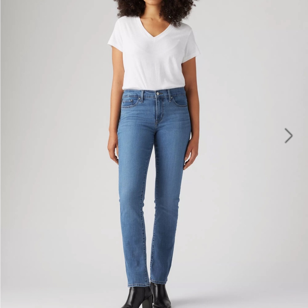 Levi’s 314 SHAPING STRAIGHT WOMEN'S JEANS Size 31, Length 32